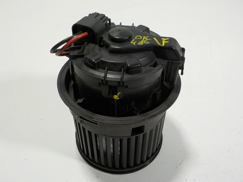 Recambio de motor calefaccion para peugeot 2008 (--.2013) 1.6 blue-hdi fap referencia OEM IAM 1608182080 T1013140A 