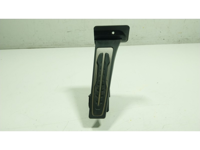 Recambio de potenciometro pedal para bmw 2 active tourer (u06) 220i mild hybrid referencia OEM IAM 35406889820 3540688982004 