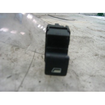 MANDO ELEVALUNAS DELANTERO DERECHO 