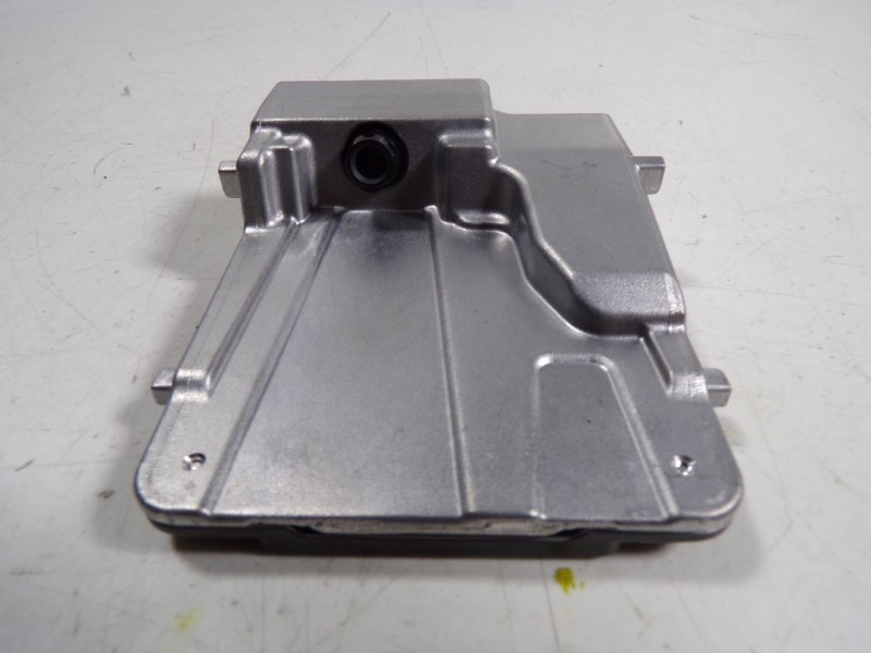 Recambio de modulo electronico para lexus ux (za10) 250h referencia OEM IAM 8646C76050 8646C76050 0365009450