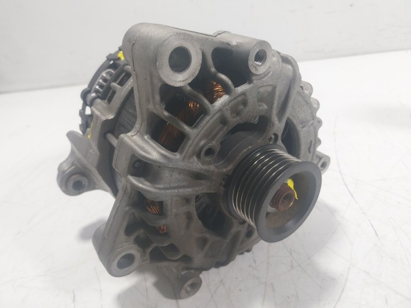 Recambio de alternador para bmw x3 (g01, f97, g08) xdrive 20 d referencia OEM IAM 12318575059 0125814008 