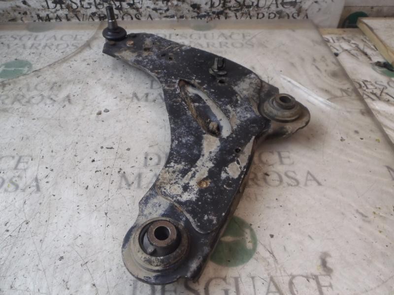 Recambio de brazo suspension inferior delantero izquierdo para opel vivaro combi 2.9t largo referencia OEM IAM   