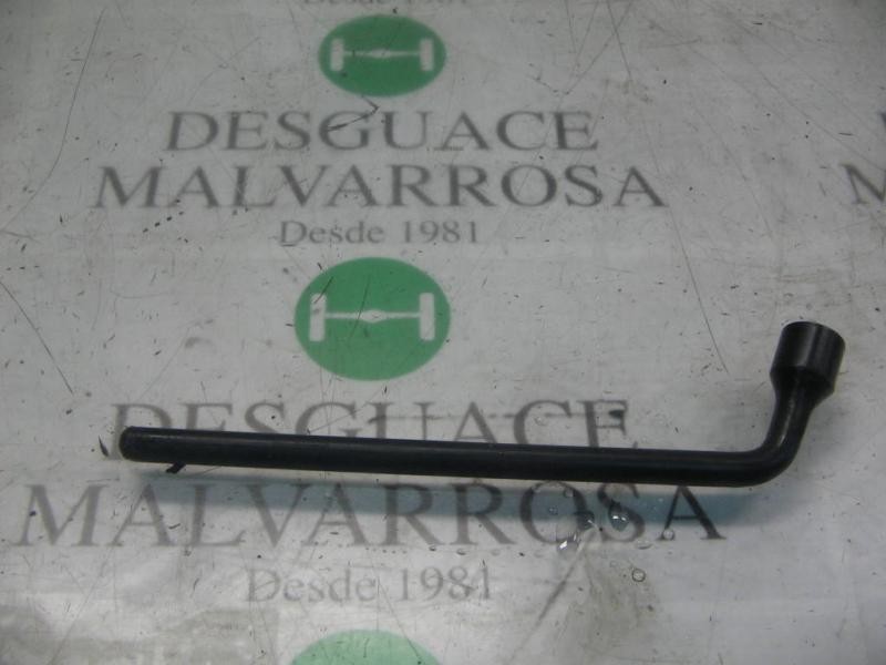 Recambio de llave rueda para saab 9000 / 9000 cs 2.3 cs turbo referencia OEM IAM   