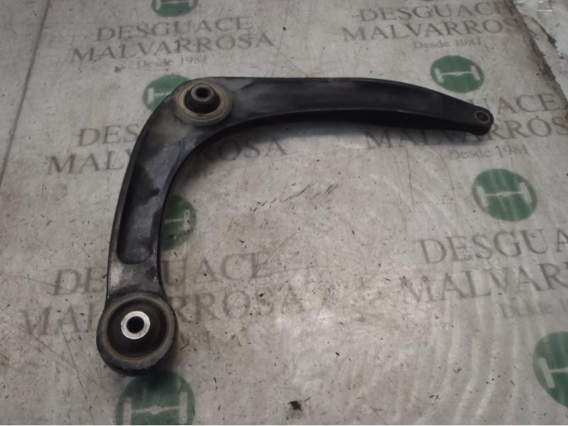 Recambio de brazo suspension inferior delantero derecho para citroën c4 berlina collection referencia OEM IAM 3521P3  