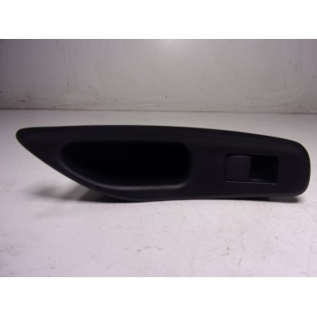 MANDO ELEVALUNAS TRASERO IZQUIERDO 8481002260 74272K0090 