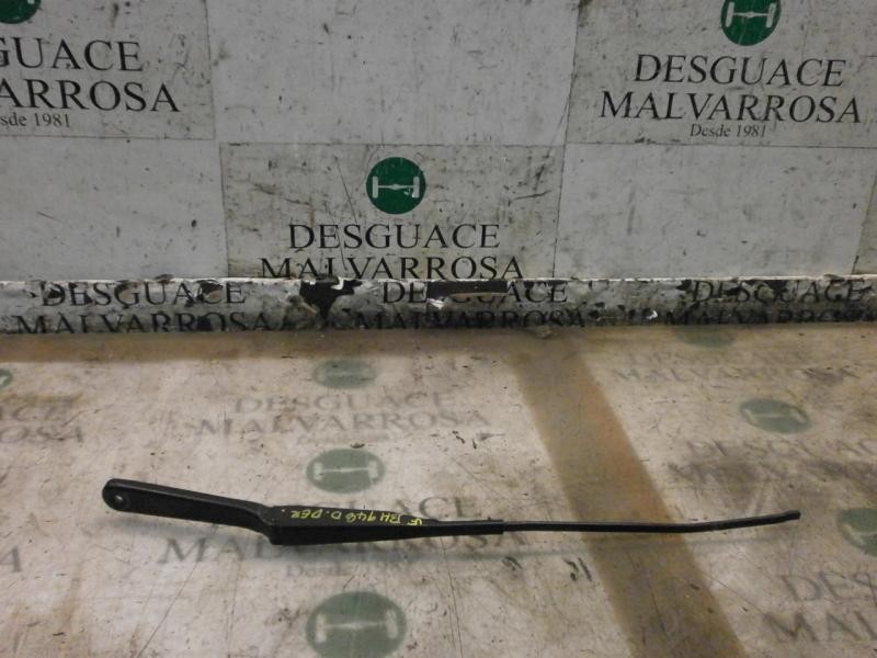 Recambio de brazo limpia delantero derecho para renault clio ii fase ii (b/cb0) campus referencia OEM IAM   
