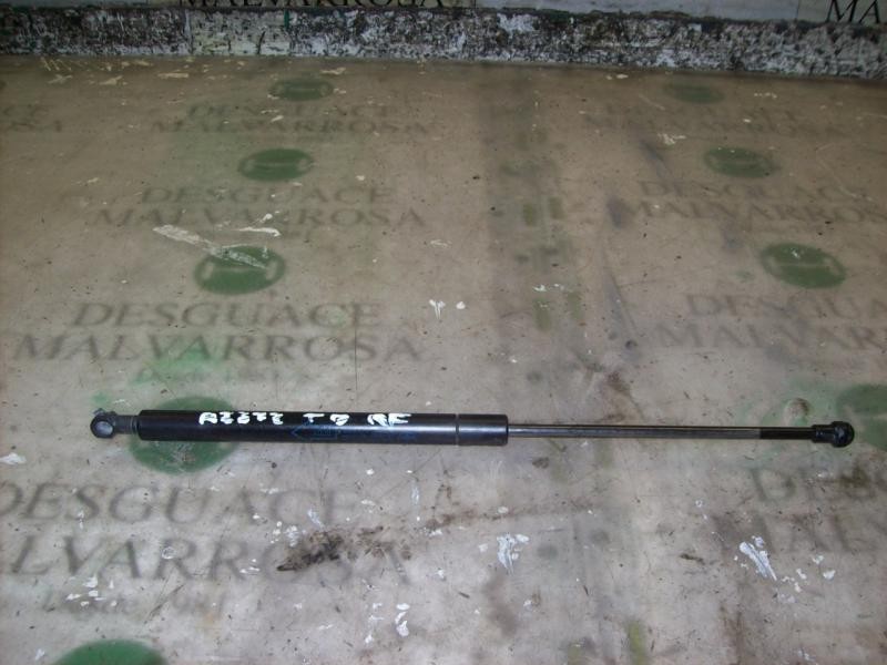 Recambio de amortiguadores maletero / porton para toyota avensis monovolumen (t22) 2.0 sol referencia OEM IAM 6895005050  