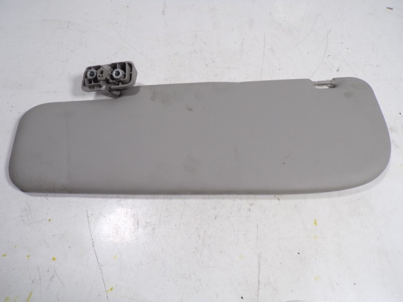 Recambio de parasol derecho para fiat doblo ii cargo (263) 1.3 16v m-jet cat referencia OEM IAM 735749949  