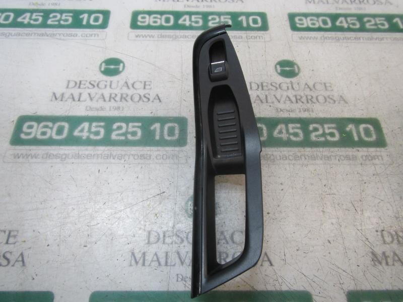Recambio de mando elevalunas delantero derecho para ford fiesta (ccn) titanium referencia OEM IAM 1850432  