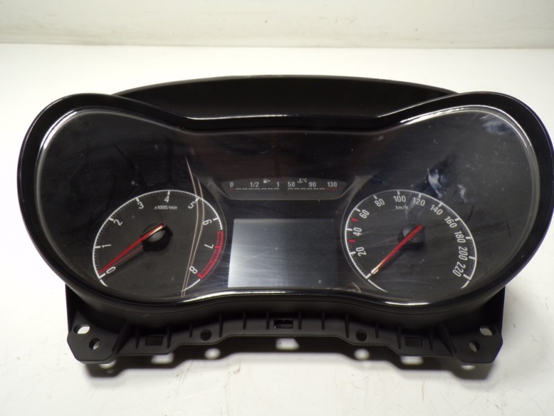 Recambio de cuadro instrumentos para opel corsa e 1.4 referencia OEM IAM 39204203 39204203 