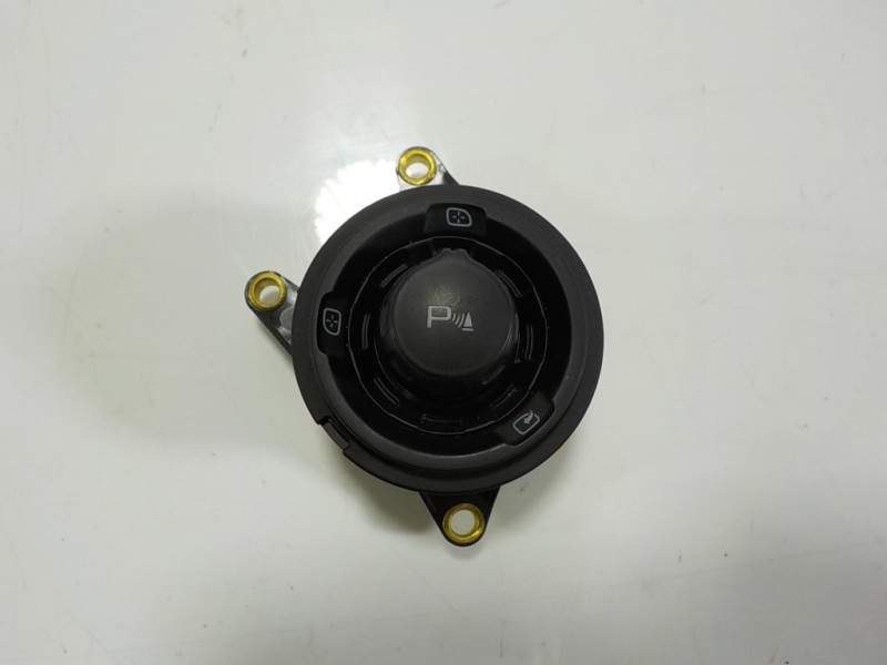 Recambio de mando retrovisor para mclaren 570s spider p13 referencia OEM IAM  13M0833CP01 