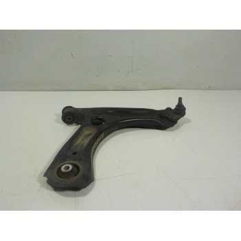 BRAZO SUSPENSION INFERIOR DELANTERO DERECHO 6R0407152F 