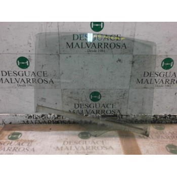 CRISTAL PUERTA TRASERO DERECHO 