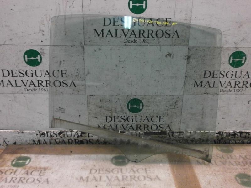 Recambio de cristal puerta trasero derecho para renault laguna ii (bg0) privilege referencia OEM IAM   