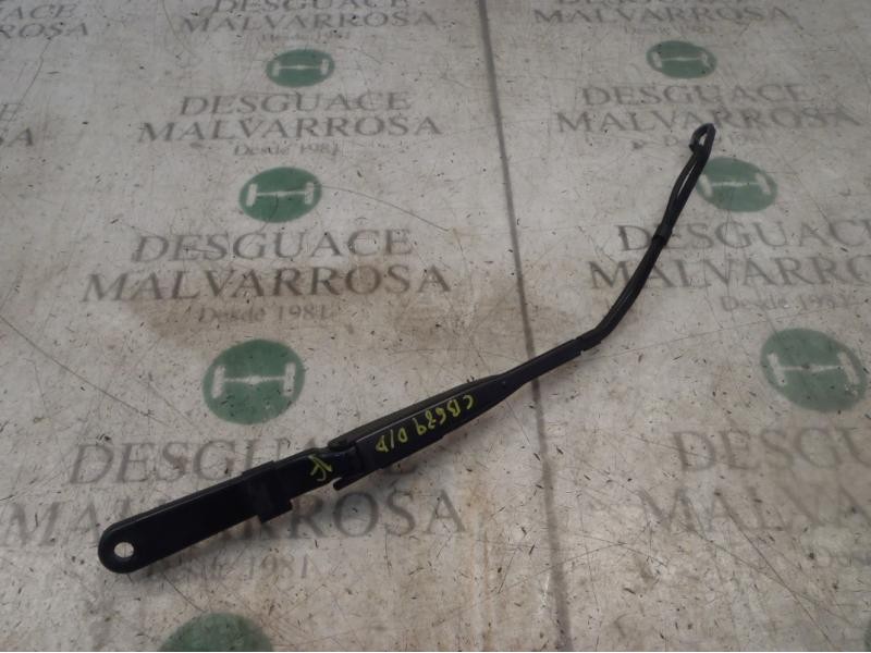 Recambio de brazo limpia delantero derecho para renault master ii phase 2 combi kombi 2,8t l1 6pl. referencia OEM IAM   