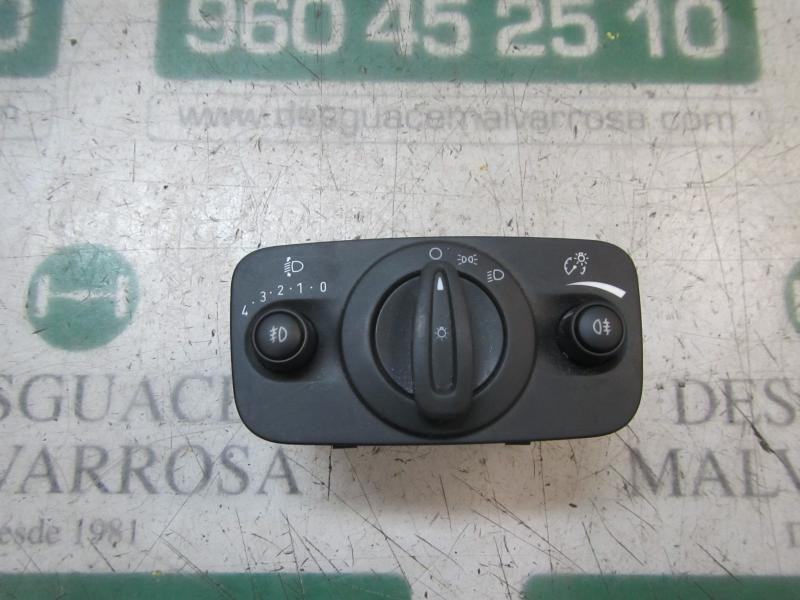 Recambio de mando luces para ford fiesta (ccn) titanium referencia OEM IAM 1787110 C1BT13A024CB 