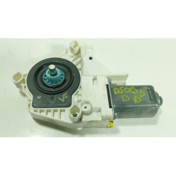 MOTOR ELEVALUNAS DELANTERO DERECHO 8K0959802B 8K0959802B 