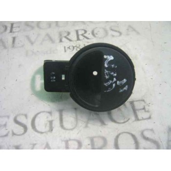 MANETA INTERIOR DELANTERA IZQUIERDA 