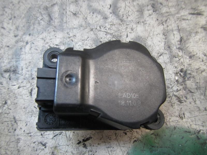 Recambio de modulo electronico para opel astra j lim. cosmo referencia OEM IAM 13426651  