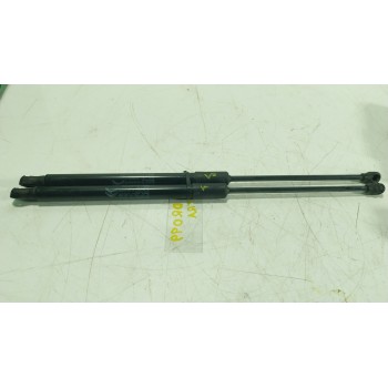 AMORTIGUADORES MALETERO / PORTON 9813177780 9813177780 