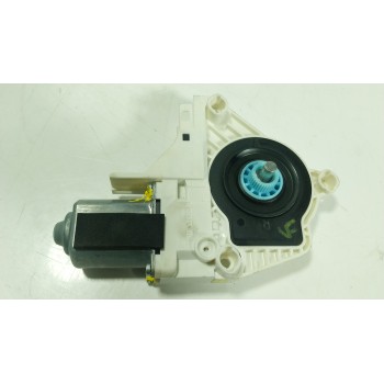 MOTOR ELEVALUNAS TRASERO IZQUIERDO 8K0959811A 8K0959811A 