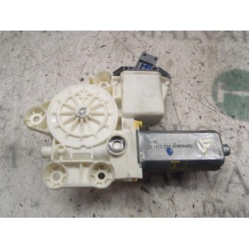 MOTOR ELEVALUNAS TRASERO IZQUIERDO 