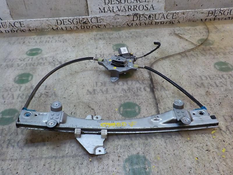 Recambio de elevalunas delantero derecho para renault twingo 1.5 dci diesel fap referencia OEM IAM 8200384741  