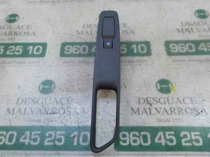 Recambio de mando elevalunas delantero derecho para renault clio iv grandtour 1.2 16v referencia OEM IAM   
