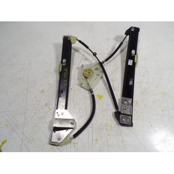 ELEVALUNAS DELANTERO DERECHO 82G837462 82G837462 