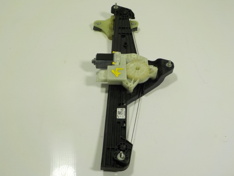 Recambio de elevalunas delantero izquierdo para renault clio v 1.5 blue dci diesel fap referencia OEM IAM 807216723R 807216723R 