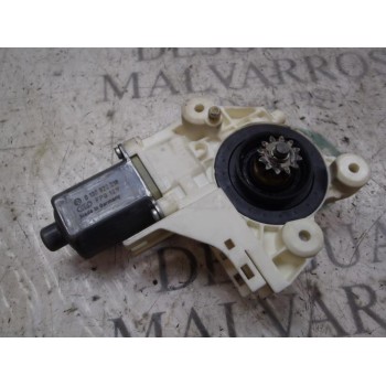 MOTOR ELEVALUNAS DELANTERO DERECHO 