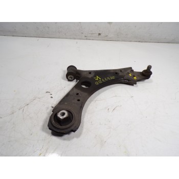 BRAZO SUSPENSION INFERIOR DELANTERO DERECHO 52011612 