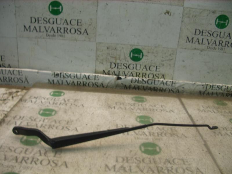 Recambio de brazo limpia delantero derecho para ford fiesta (cbk) ghia referencia OEM IAM   