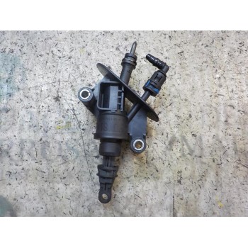 BOMBA EMBRAGUE 1751682 