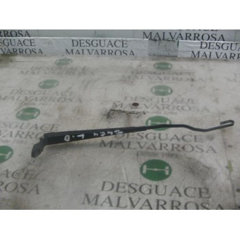 BRAZO LIMPIA DELANTERO DERECHO 