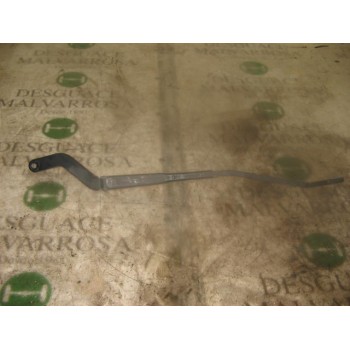 BRAZO LIMPIA DELANTERO DERECHO 