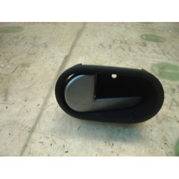 MANETA INTERIOR DELANTERA IZQUIERDA 