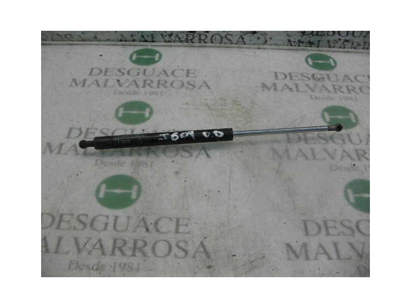 Recambio de amortiguadores maletero / porton para lada 110 (2110) 1.5 16v referencia OEM IAM   