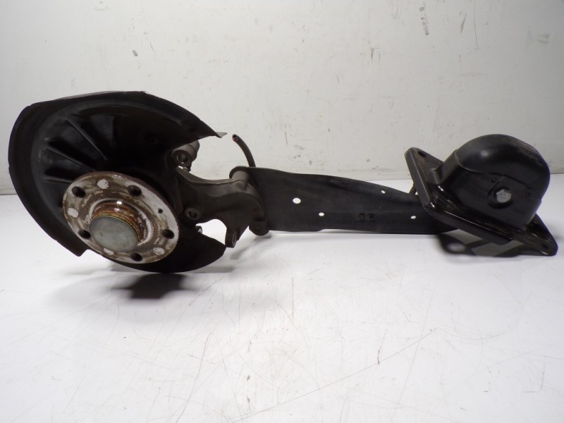 Recambio de mangueta trasera derecha para volkswagen golf vii lim. (bq1) 1.4 16v tsi referencia OEM IAM 5Q0505436F  5Q0505224D