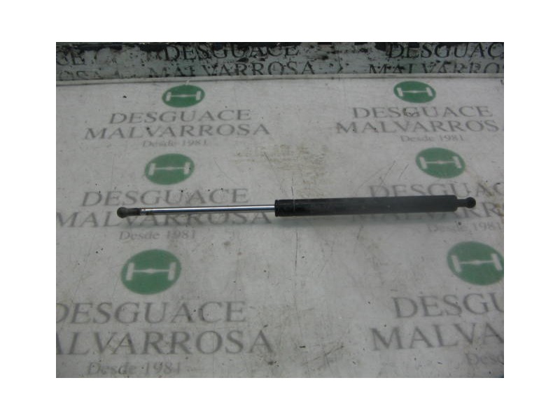 Recambio de amortiguadores maletero / porton para lada 110 (2110) 1.5 16v referencia OEM IAM   