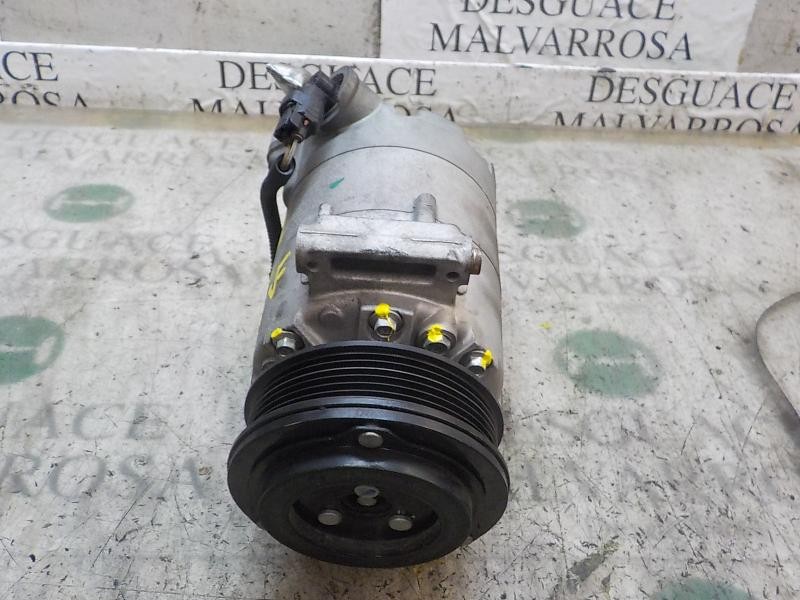 Recambio de compresor aire acondicionado para ford fiesta (ccn) trend referencia OEM IAM 2021124 C1B119D629AG 