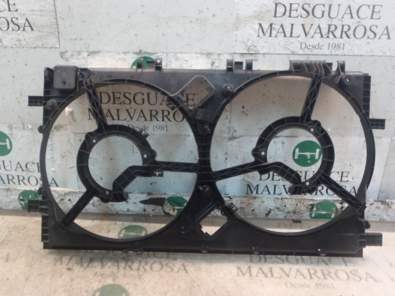 Recambio de canalizador aire para opel insignia berlina sport 4x4 referencia OEM IAM 13241739  