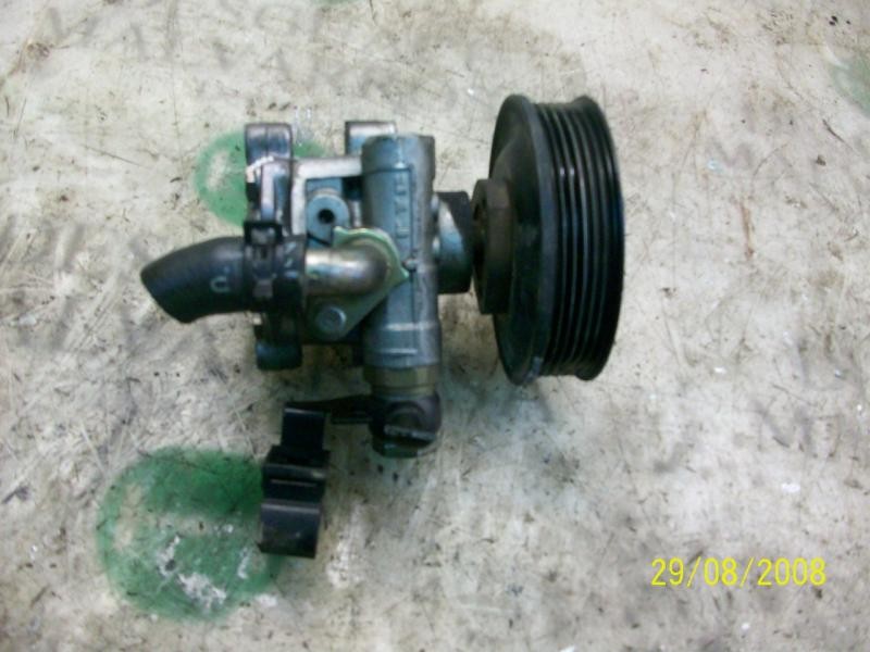 Recambio de bomba direccion para volkswagen golf iv berlina (1j1) highline referencia OEM IAM   