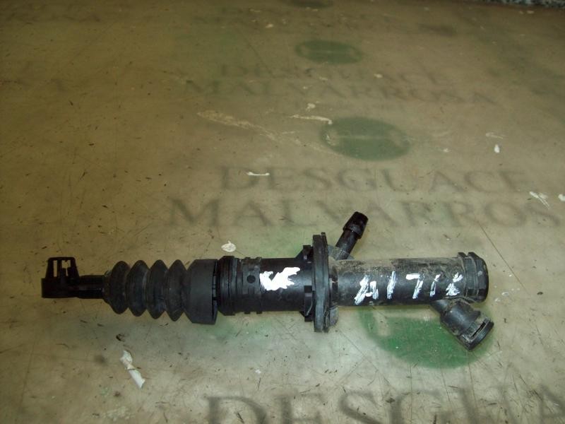 Recambio de bombin embrague para renault megane ii berlina 3p confort authentique referencia OEM IAM   