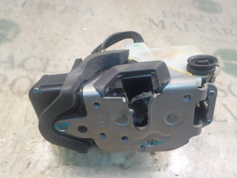 Recambio de cerradura puerta trasera izquierda para opel insignia berlina sport 4x4 referencia OEM IAM 13503807  