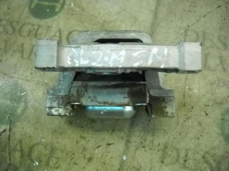 Recambio de soporte motor derecho para peugeot 207 confort referencia OEM IAM   