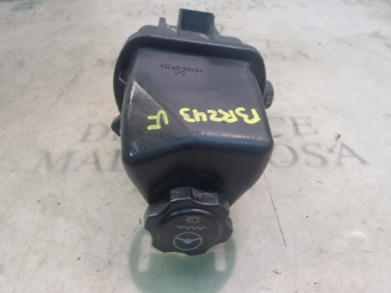 Recambio de deposito servo para opel insignia berlina sport 4x4 referencia OEM IAM 13278247  