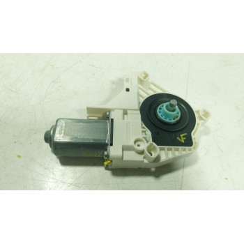 MOTOR ELEVALUNAS DELANTERO IZQUIERDO 8K0959801B 8K0959801B 