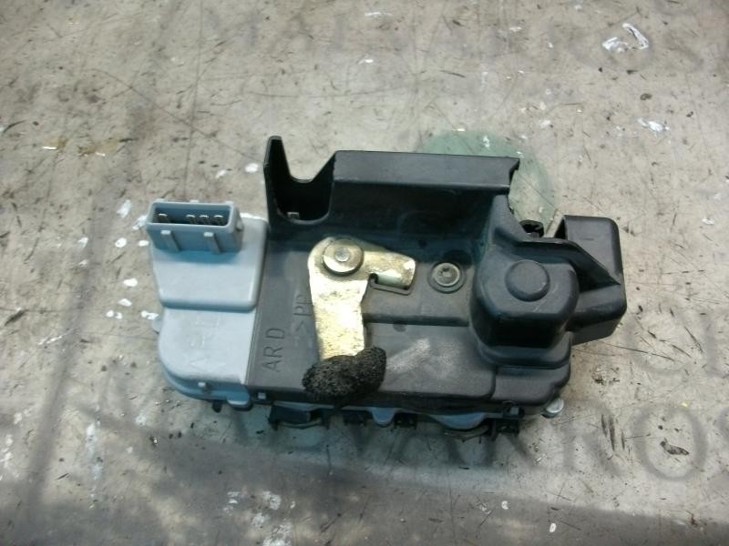 Recambio de cerradura puerta trasera derecha para peugeot 307 (s1) xr referencia OEM IAM   