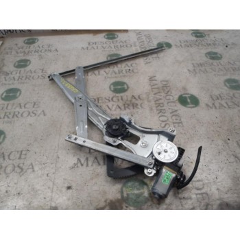 ELEVALUNAS DELANTERO DERECHO 